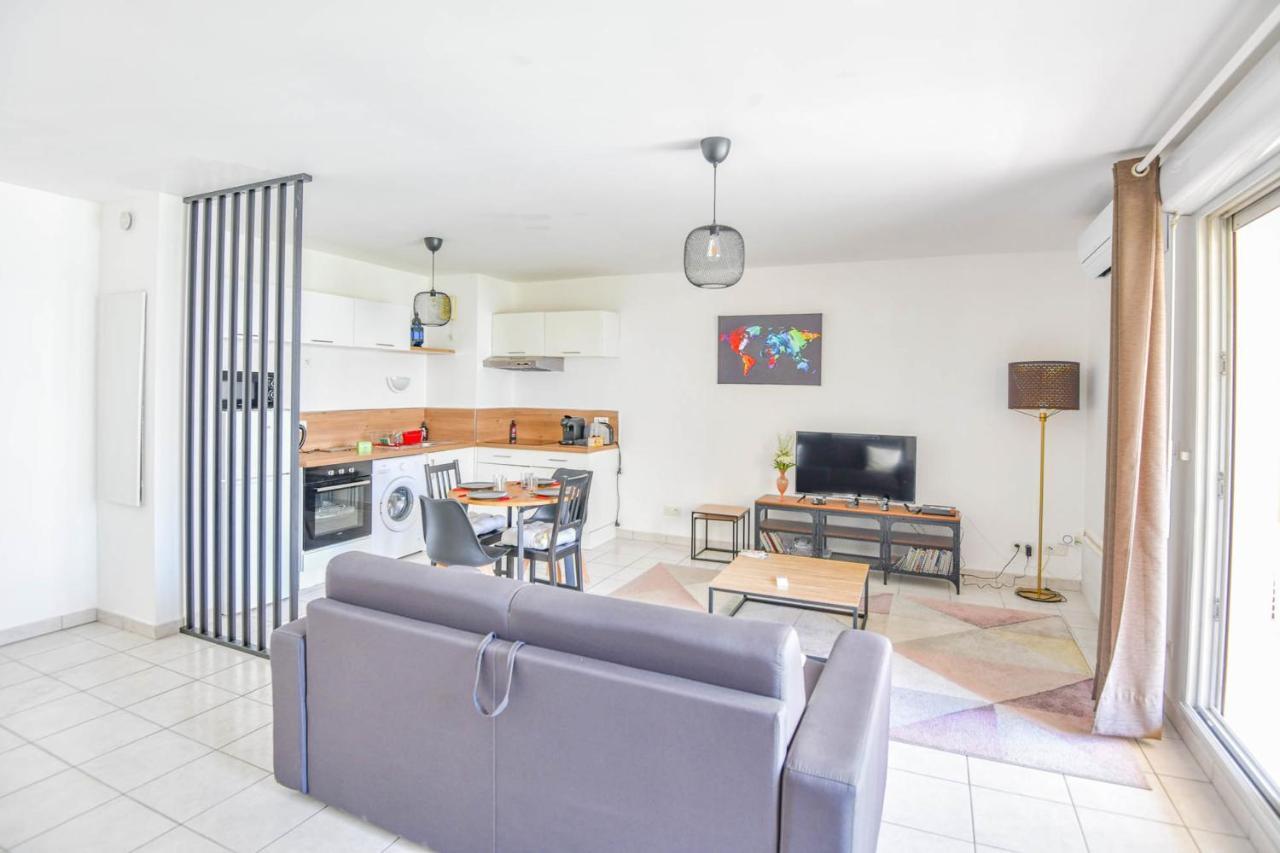 Appart 1 Ch Balcon Proche Saint-Charles Et Metro Apartamento Marselha Exterior foto
